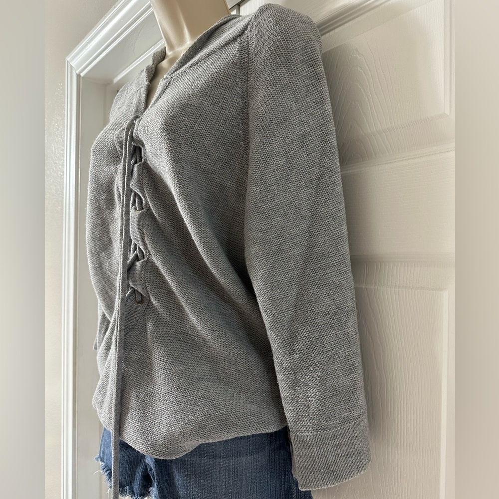 Elan Womens Lace Up Hoodie Sweater Size Medium Gray 3/4 Sleeves Oversized BOHO - Picture 2 of 11